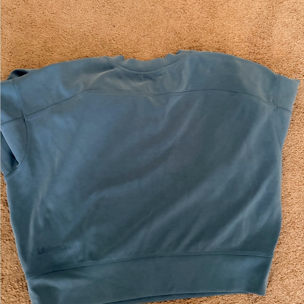 Lululemon Blue softstreme crop Sweater - Picture 2 of 2